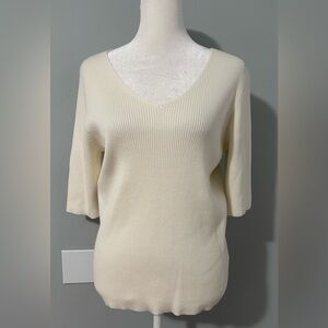 Lands' End Cream V-Neck 1/4 Sleeves ribbed Top Size M